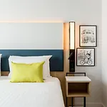 Szálloda Courtyard By Marriott Paris Créteil