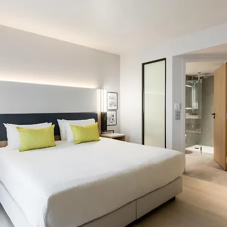 酒店 Courtyard By Marriott Paris 4*