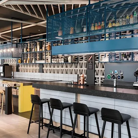 Szálloda Courtyard By Marriott Paris