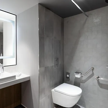 Courtyard By Marriott Paris Hotel 4*