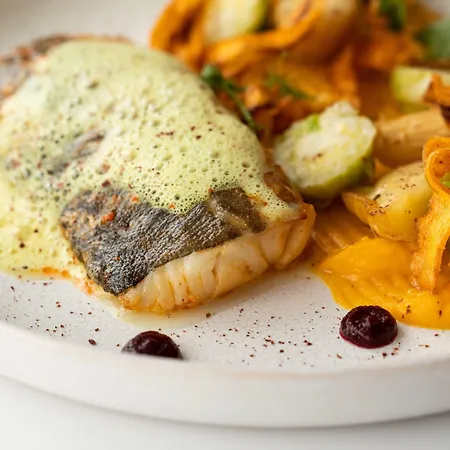 Courtyard By Marriott Paris Szálloda 4*