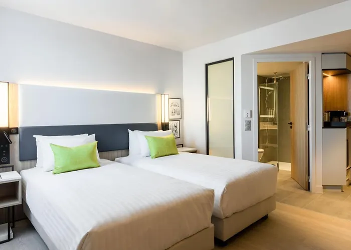 Hotel Courtyard By Marriott Paris